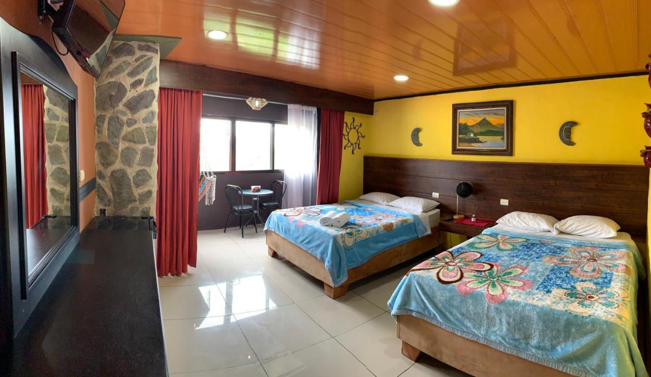 Cabinas Vista Al Golffo Monteverde Eksteriør bilde
