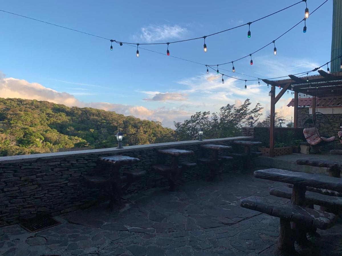 Cabinas Vista Al Golffo Monteverde Eksteriør bilde