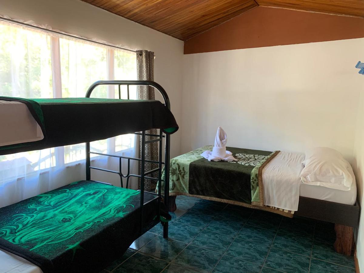 Cabinas Vista Al Golffo Monteverde Eksteriør bilde