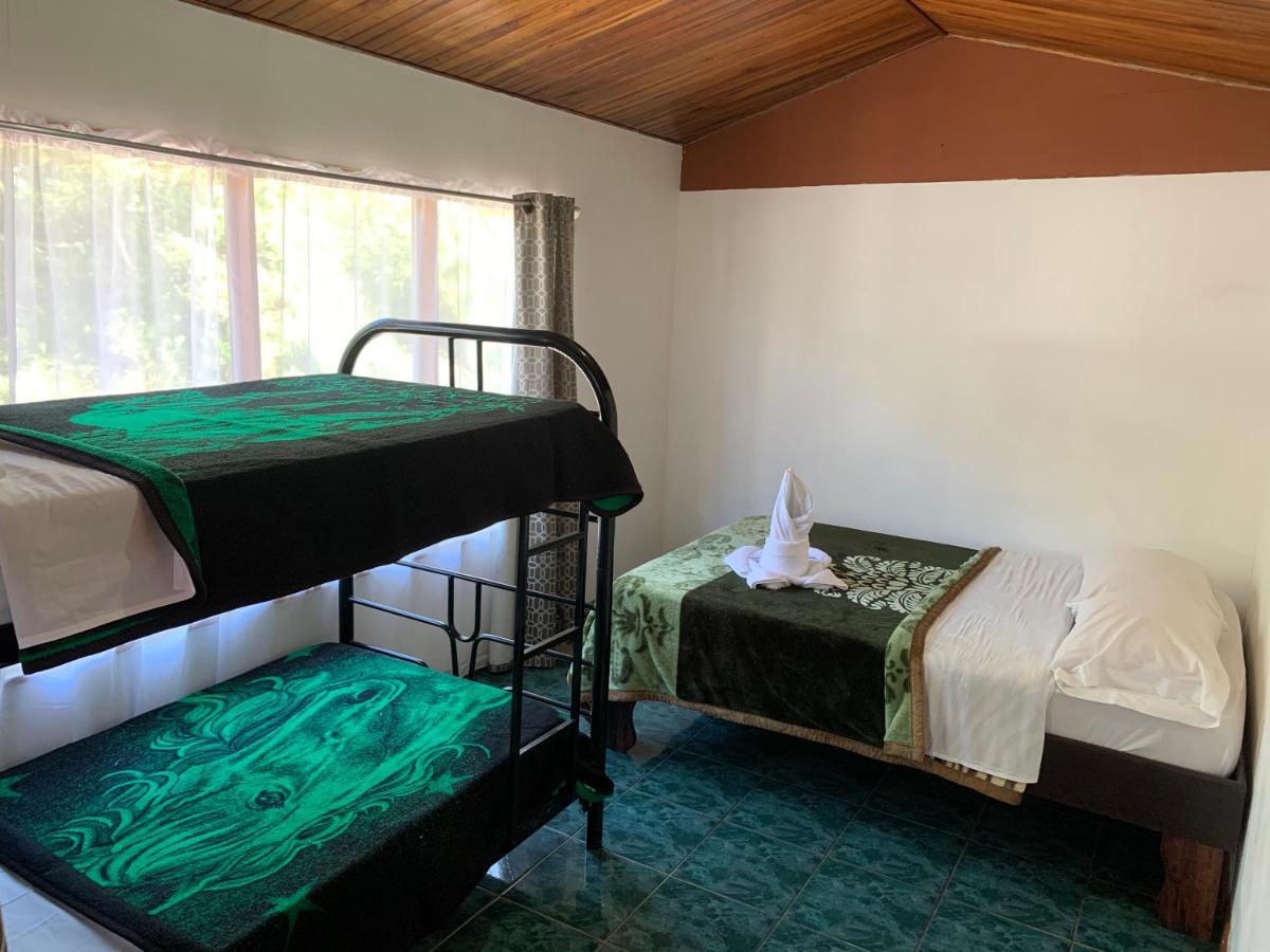 Cabinas Vista Al Golffo Monteverde Eksteriør bilde