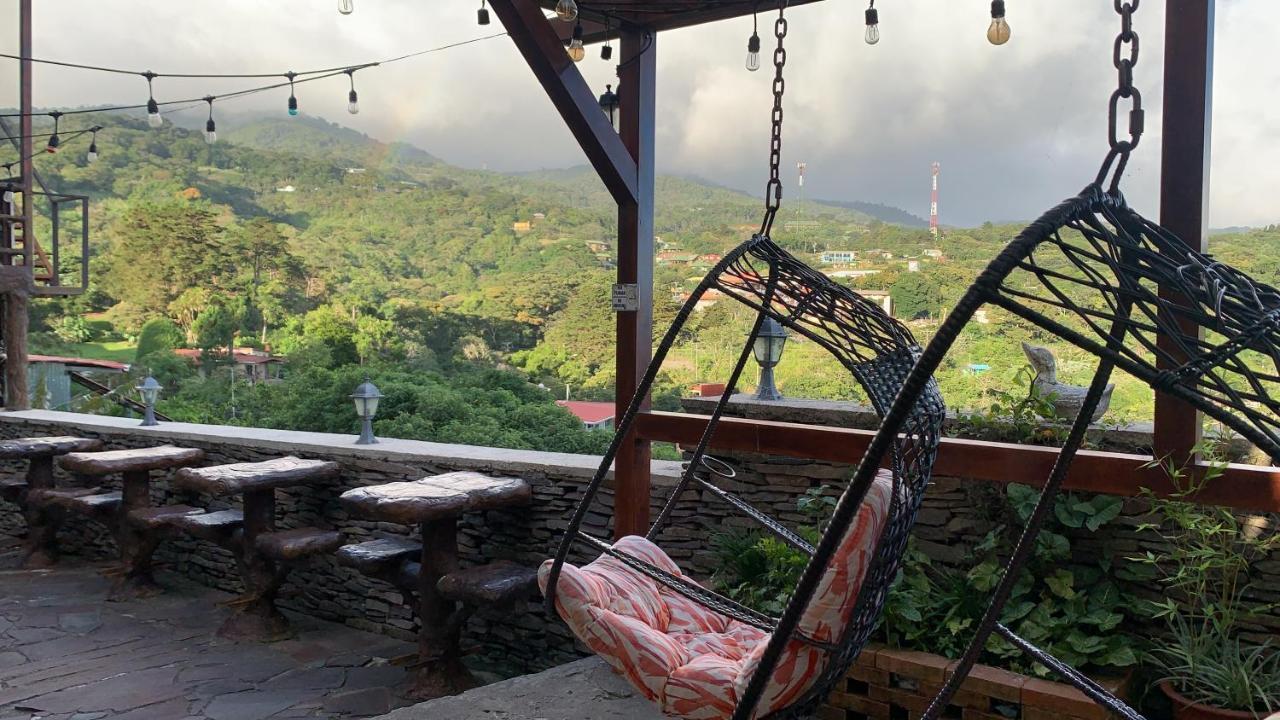 Cabinas Vista Al Golffo Monteverde Eksteriør bilde