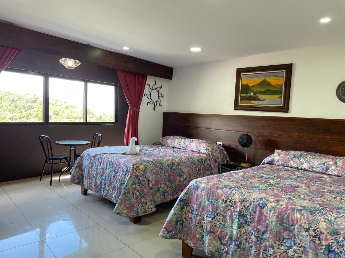 Cabinas Vista Al Golffo Monteverde Eksteriør bilde